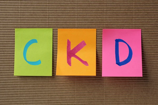 Acronimo CKD (Chronic Kidney Disease) su note adesive colorate — Foto Stock