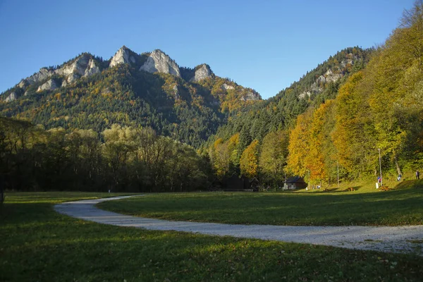 Τρεις Κορώνες Κορυφή Στην Pieniny Βουνά Szczawnica Πολωνία — Φωτογραφία Αρχείου