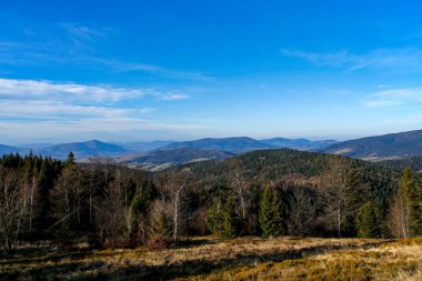 Beskid Wyspowy Dağları 'nın panoramik manzarası, Polonya