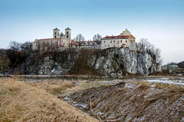 Abadía Benedictina Colina Piedra Caliza Tyniec Cerca Cracovia Polonia — Foto de Stock