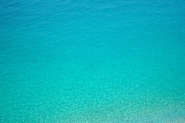ターコイズブルーの透明度の高い海と豪華な旅行休暇の背景 — ストック写真
