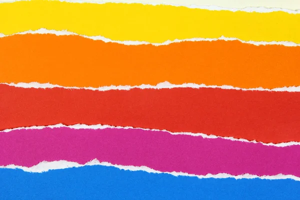 Camadas de papéis rasgados coloridos — Fotografia de Stock