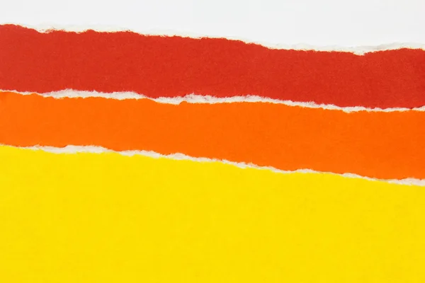 Camadas coloridas de papel rasgado — Fotografia de Stock