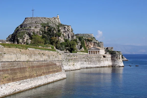 Het oude fort en de kerk van St. George in Corfu, Griekenland — Stockfoto