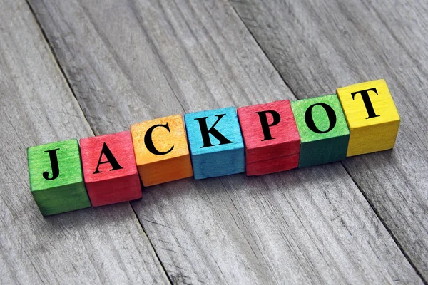 Jackpot palabra en cubos de madera de colores — Foto de Stock