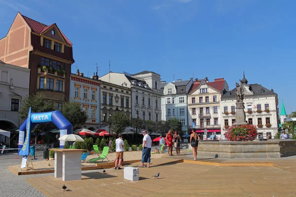 Cieszyn - 30 augustus: mooie oude stad en markt plein in Cieszyn; op 30 augustus, 2015 in Cieszyn, Polen. — Stockfoto