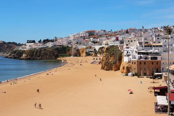 Albufeira - slavné středisko v regionu Algarve, Portugalsko — Stock fotografie