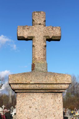 Granit cross Mezarlığı'na