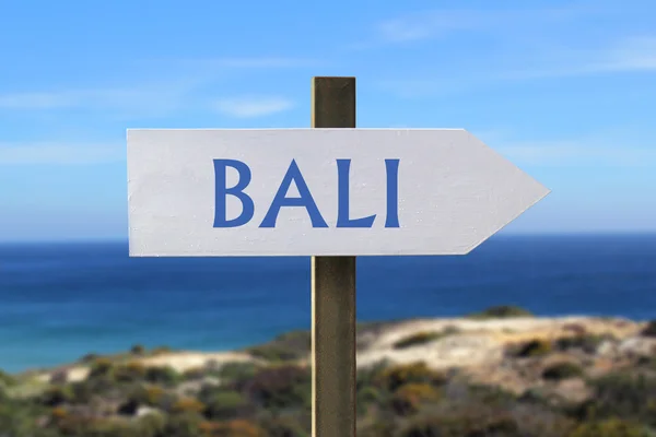 Bali sign with seaside in the background — Stock Photo, Image