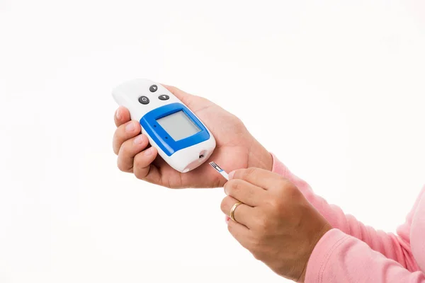 Closeup Hand Woman Measuring Glucose Test Level Checking Finger Glucometer — Stock Photo, Image