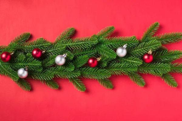 Kerstachtergrond Presenteert Wenskaart Met Bovenaanzicht Groene Sparren Takken Decoratie Kerstvakantie — Stockfoto