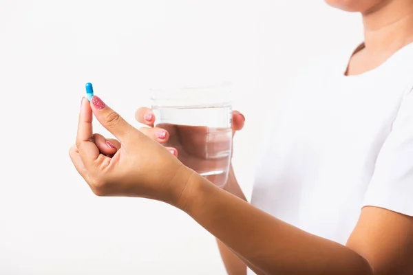 Primeros Planos Mujer Asiática Joven Tienen Medicamentos Píldora Mano Listo — Foto de Stock