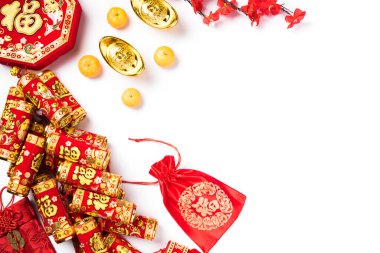Çin Yeni Yıl Festivali, Top view dairesi mutlu Çin yeni yılı ya da ay yeni yıl dekorasyonlarını beyaz arka planda fotokopi aletiyle kutlar (Çince karakter 