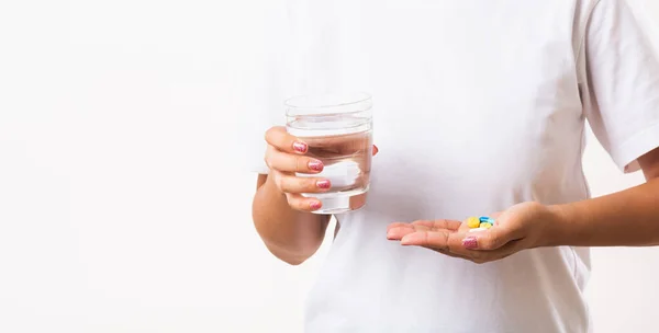 Szekrény Fiatal Ázsiai Tartja Tabletta Gyógyszerek Kezében Kész Gyógyszereket Egy — Stock Fotó