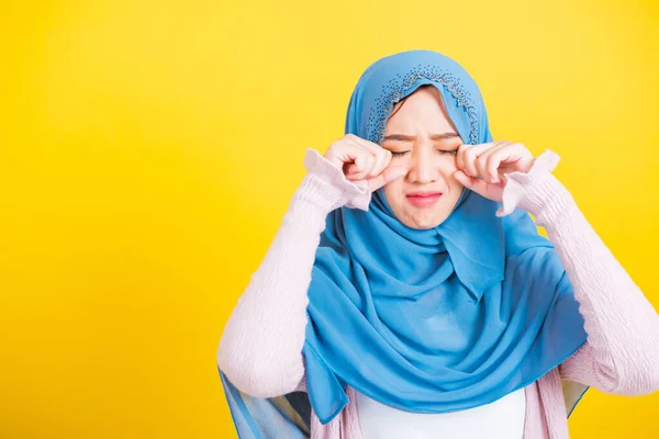 Árabe Musulmán Asiático Retrato Feliz Hermosa Joven Religiosa Llevar Velo — Foto de Stock