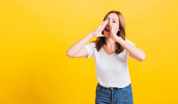 Asiatico Tailandese Felice Ritratto Bello Carino Giovane Donna Adolescente Piedi — Foto Stock