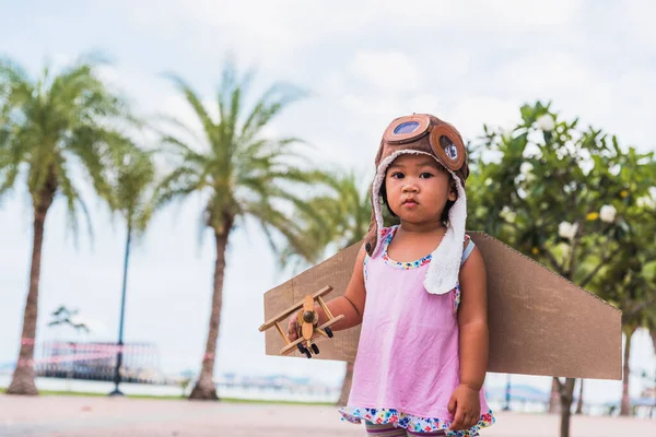 Glückliche Asiatische Lustige Kind Oder Kind Kleines Mädchen Lächeln Tragen — Stockfoto