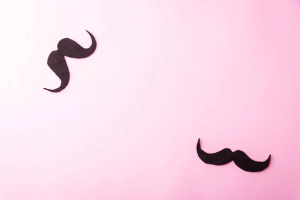 Papel Bigote Negro Plano Estudio Aislado Sobre Fondo Rosa Mes — Foto de Stock