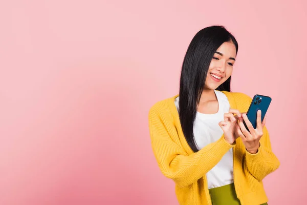 Felice Ritratto Asiatico Bella Carina Giovane Donna Adolescente Sorridente Eccitato — Foto Stock