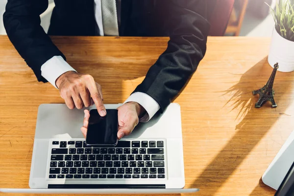 Business Man Using Smart Mobile Phone Laptop Computer Desk Office — Foto Stock