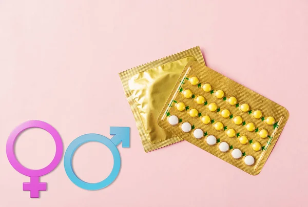 World Sexual Health Aids Day Condom Wrapper Pack Contraceptive Pills — Stock Photo, Image