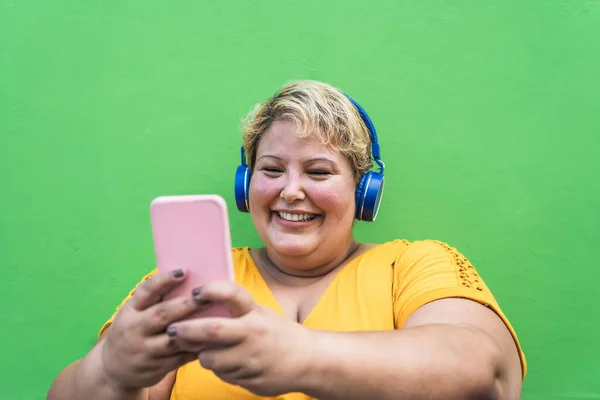 Happy Size Woman Taking Selfie Mobile Smartphone Listening Music Wireless — Fotografia de Stock