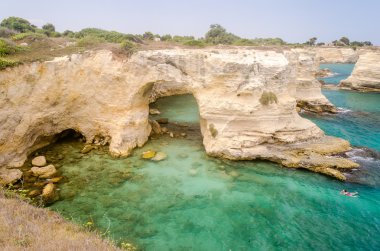 Torre Sant Andrea,: Salento, İtalya doğal kayalık uçurum