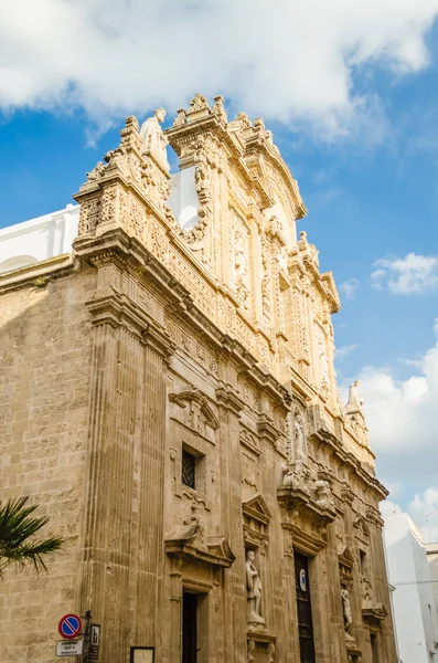 Barokke façade van de kathedraal van Sant'Agata in Gallipoli, Italië — Stockfoto