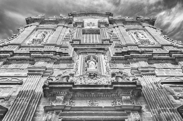 Baroque facade of the Sant'Agata Cathedral in Gallipoli, Italy — Stock Photo, Image