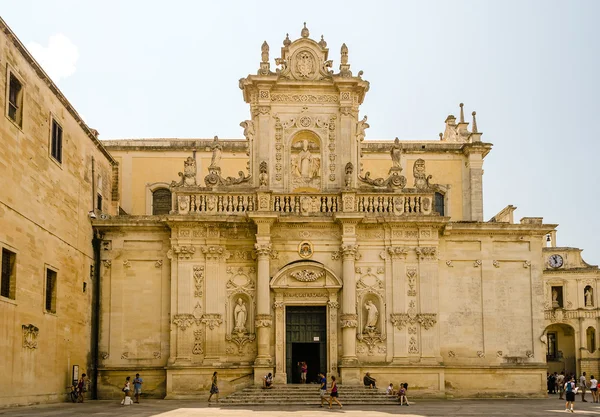 Собор Лечче, шедевр искусства барокко в Саленто, Италия — стоковое фото