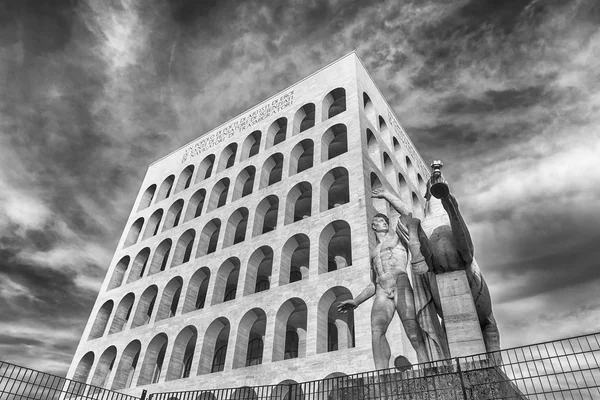 Palazzo della Civilta Italiana, Piazza Colosseo, Roma, Italia — Foto Stock