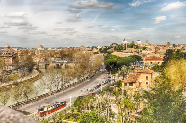 Panoramablick vom aventine hill in rom, italien — Stockfoto