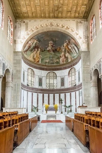 Interiors of Saint Sabina Basilica in Rome, Italy — Stock Photo, Image