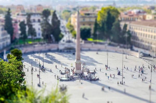 Veduta aerea di Piazza del Popolo, Roma. Effetto tilt-shift applicato — Foto Stock