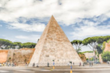 Cestius Piramit, Roma'nın ikonik Simgesel Yapı ile ufuk arka plan