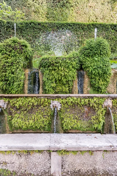 Les cent fontaines, Villa d'Este, Tivoli, Italie — Photo