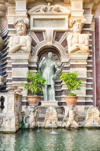 Fontänen av orgeln, Villa d'Este, Tivoli, Italien — Stockfoto