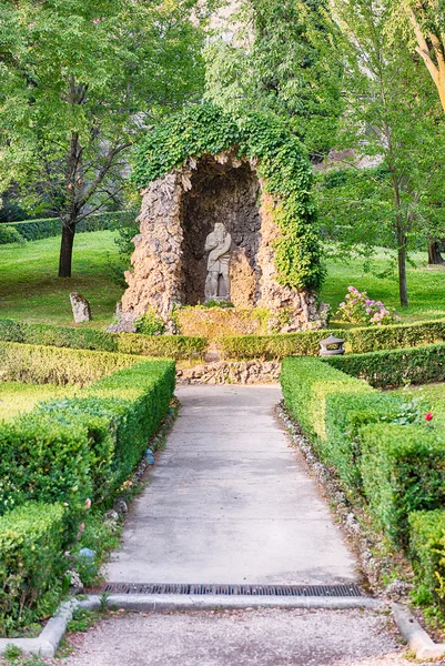 Inside Villa d'Este, Tivoli, Italy — Stock Photo, Image