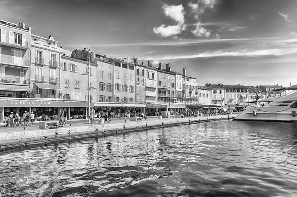 Saint Tropez Franciaország August Kilátás Régi Kikötő Luxus Jachtok Saint — Stock Fotó