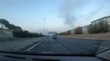 İtalya 'da otoyolda aşırı hız yapmış.