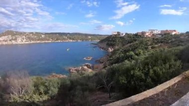 İtalya 'nın Sassari ilindeki Bonifacio Boğazı' nda, Sardinya 'nın kuzey ucunda yer alan Santa Teresa Gallura kıyısında hiperlapse.