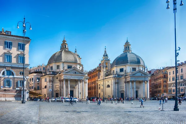 Rom Mai Menschen Genießen Einen Sonnigen Tag Auf Der Piazza — Stockfoto
