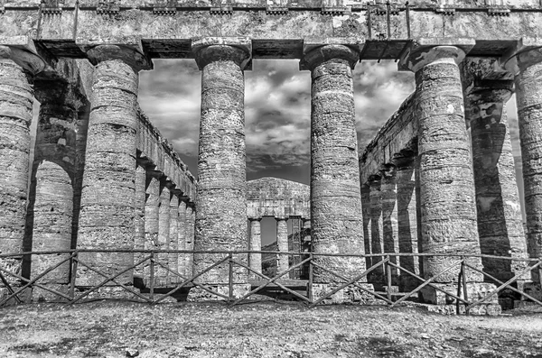 Griekse tempel van segesta — Stockfoto