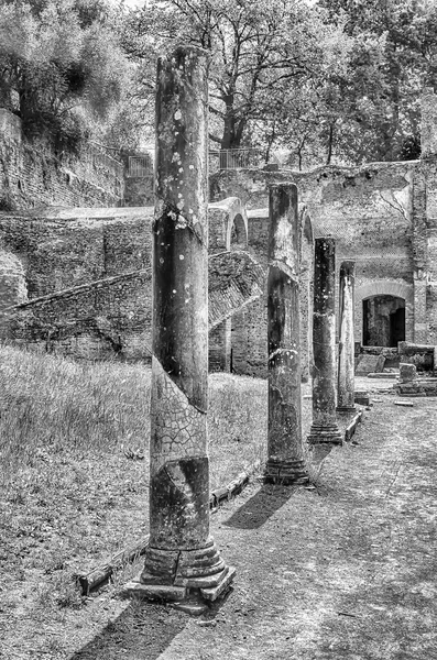 Ruiner ved VIlla Adriana (Hadrian 's Villa), Tivoli, Italien - Stock-foto