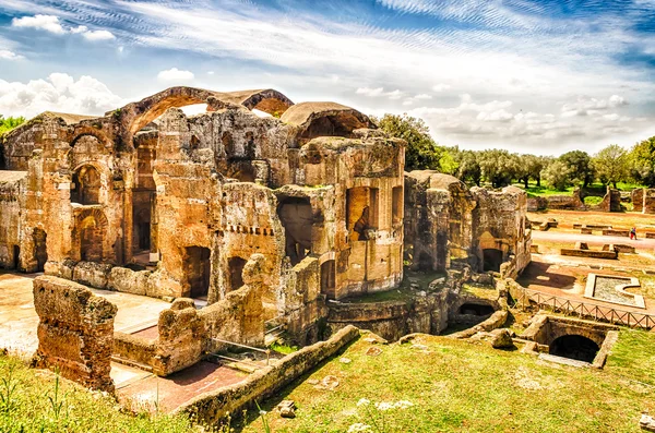 Ruins of the Great Baths at Villa Adriana (Hadrian's Villa), Tiv — Stock Photo, Image