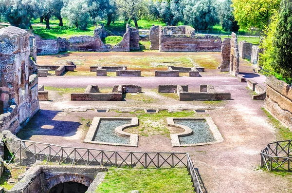 Ruiner ved VIlla Adriana (Hadrian 's Villa), Tivoli, Italien - Stock-foto