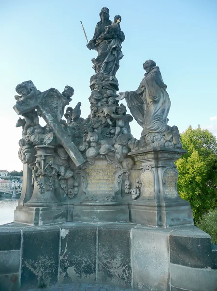 Charles Köprüsü 'ndeki heykel, Prag, Çek Cumhuriyeti — Stok fotoğraf