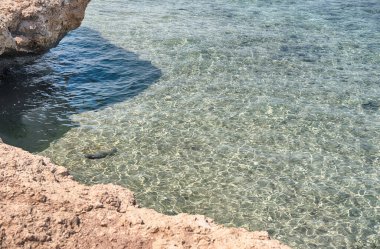 Sharm el Sheikh, Mısır 'daki bir plajdan Kızıl Deniz manzarası
