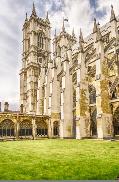Cloister of the Westminster Abbey, London — Stock Photo, Image