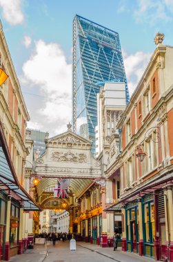 Leadenhall Pazar, Lon şehir içinde geleneksel kapalı çarşı